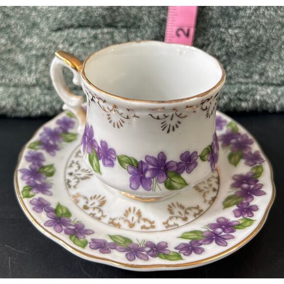 Vintage Inarco Japan Demitasse Cup And Saucer Set Violets Gold Accent - Picture 2 of 13